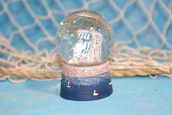Schneekugel Strandkorb blau/weiß Poly ca.4,5 cm