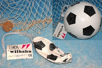 Fußball ca. 20cm Kunststoff OHNE LUFT