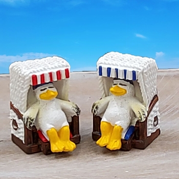 Magnet Möwe im Strandkorb ca.3x3cm