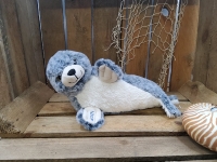 Plüsch Seehund auf Seite liegend mit Moin gestickt