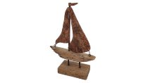 Holz 2025 Segelboot auf Sockel