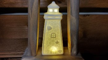 Weiße Keramik LT in LT mit Licht